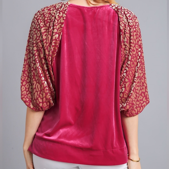 Umgee Leopard Velvet Sheer Balloon Half Sleeve Shirt Split Top High-Low Blouse - Picture 5 of 15